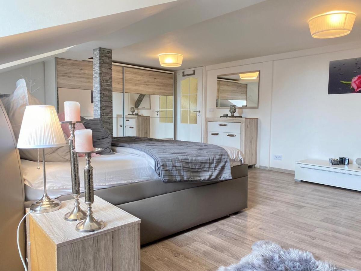 Апартаменты Lili Apartman Марианске-Лазне Экстерьер фото